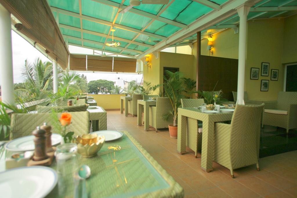 Justa Indiranagar Aparthotel Bangalore Exterior foto