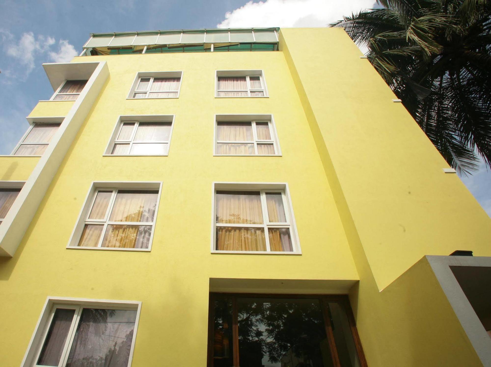 Justa Indiranagar Aparthotel Bangalore Exterior foto