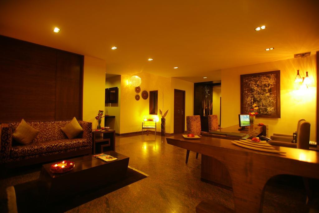 Justa Indiranagar Aparthotel Bangalore Interior foto
